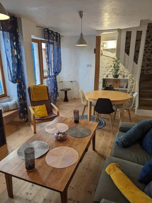 Le Petit Perchoir A Aubusson Villa Exteriör bild